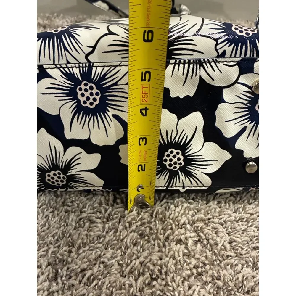 Kate Spade New York Cedar Street Floral Maise Satchel Bag Black and White 426